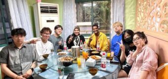 Budaya Makan Pakai “Sumpit” di Negeri Tiongkok