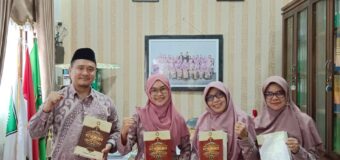 Tiga Guru  dan Kamad MA Darul Ulum  Terlibat Menulis Buku Internasional Berjudul Syair untuk Negeri