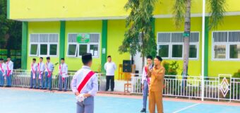Kepala Dinas Perpustakaan dan Kearsipan  Kota Banda Aceh, Alimsyah, S.Pd, MS., Mengajak Siswa MA Darul Ulum untuk Membuka Cakrawala Melalui Membaca